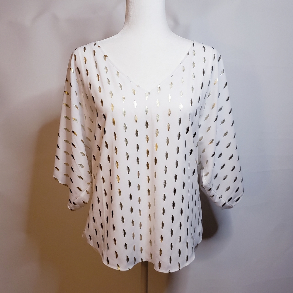 3/4 Sleeve Flowy Blouse / White House Black Market
